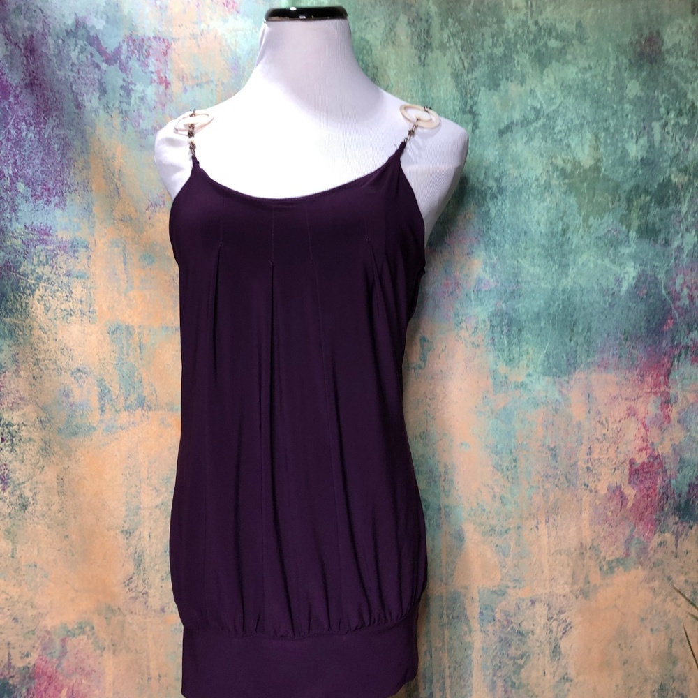 📌 Mon Ame USA Top with Sexy Back Neckline